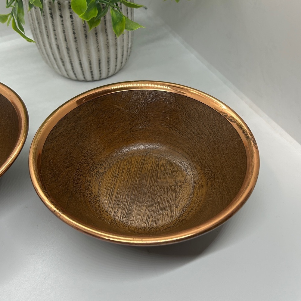 Coppercraft Guild-Copper Rimmed Woodgrain Resin 2 Pc Salad Bowl Set. - Picture 3 of 8
